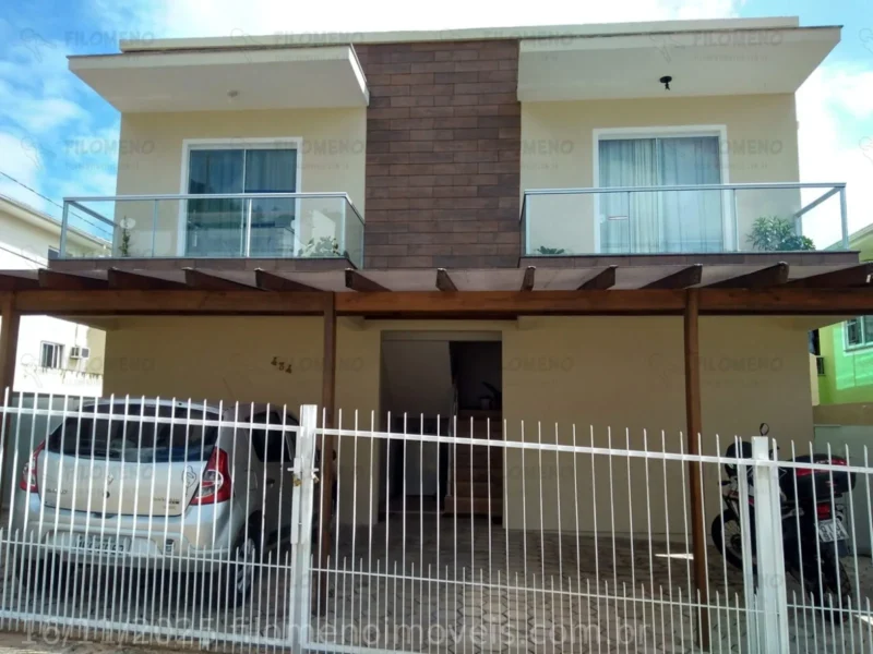 Apartamento 2 Quartos com Sacada, Churrasqueira e Aceita Carro