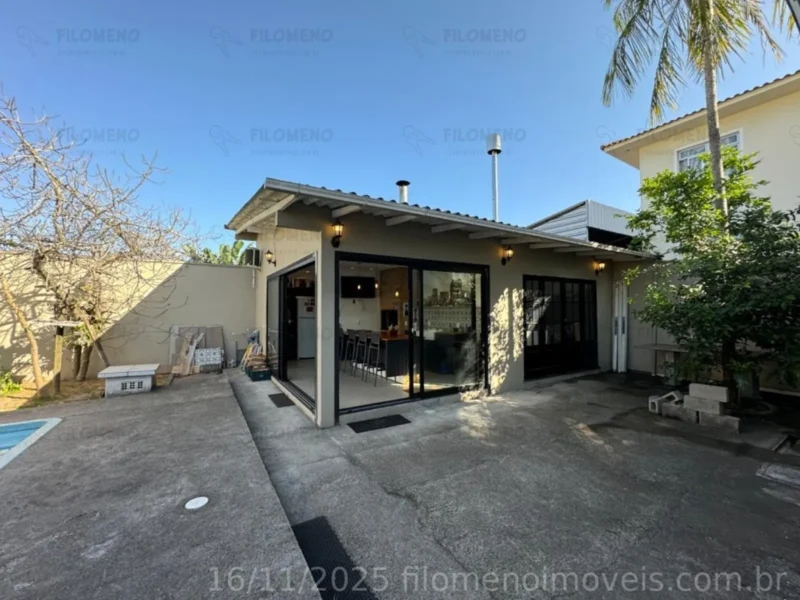 casa-a-venda-piscina-5-vagas-jardim-cidade-florianopolis-sao-jose-img4cod100